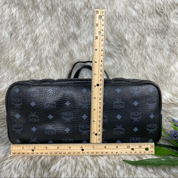 MCM Tote Bag - Picture 15 of 15